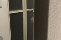 鏡の割れた部分画像